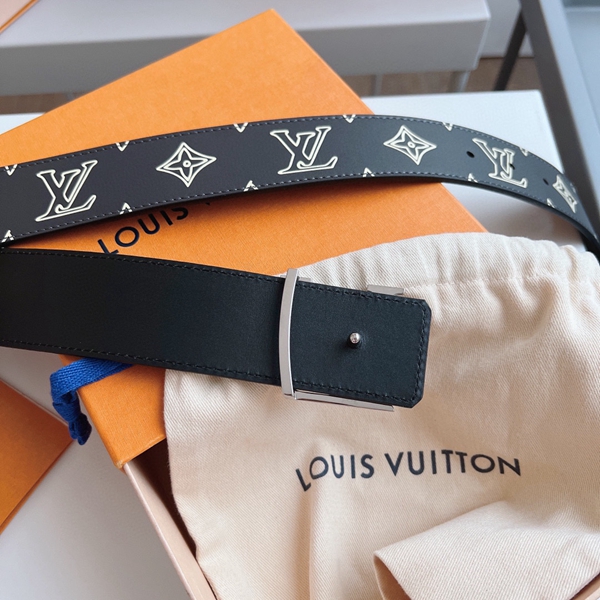 ルイヴィトンベルト細部ディテール